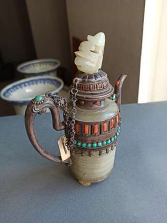 Teekännchen aus Jade, Silber und Koralle nebst Türkisbeastz - Foto 3