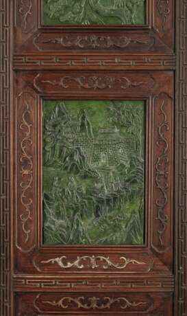Vierteiliger, beschnitzter Stellschirm mit spinatgrünen Jade-Platten - фото 12