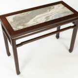 Tisch aus Hartholz mit Marmorplatte - Foto 7
