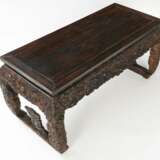 Tisch aus Hartholz mit reicher Drachenschnitzerei - photo 7