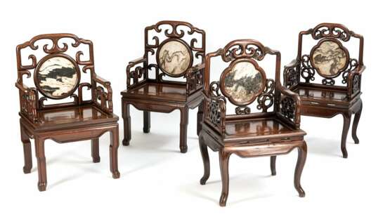 Vier Stühle aus Hartholz mit Marmorplatten - Foto 1