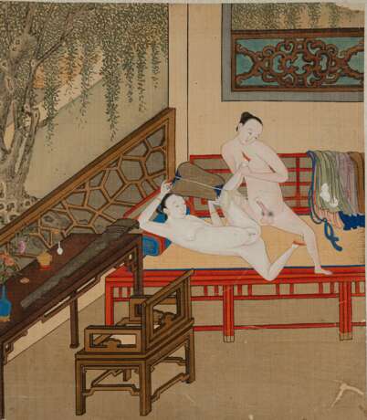 Album mit zwölf feinen erotischen Malereien auf Seide im Stil von Qiu Ying - фото 11