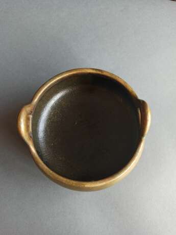Weihrauchbrenner in Form eines ding aus goldfabener Bronze - photo 8