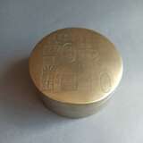 Paktong-Deckeldose mit Inschrift und Gruppe von Münzen - Foto 2