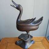 Weihrauchbrenner in Form einer Ente aus partiell feuervergoldeter Bronze - фото 2