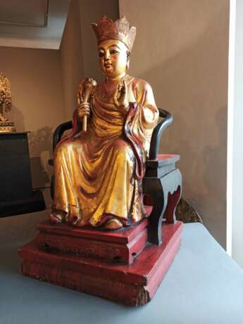 Figur eines sitzenden Mönch oder Priester des Zen-Buddhismus aus Holz - photo 5