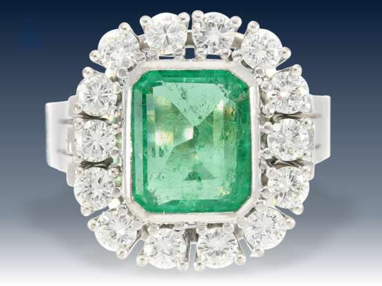 Ring: klassischer vintage Smaragd/Brillantring, ehemals sehr teure Goldschmiedearbeit, ca.1,4ct feine Brillanten - photo 1