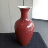 Kupferrot glasierte Vase aus Porzellan - Foto 5