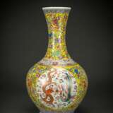 Große Drachen-Phönix-Vase aus Porzellan mit gelbem Fond - photo 2