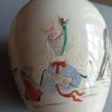 'Famille-rose'-Vase mit Shoulao und Dienerknabe - photo 7