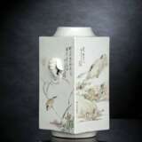 Seltene 'cong'-förmige Vase mit Landschafts- und Vogeldekor von Cheng Men - Foto 1
