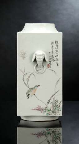Seltene 'cong'-förmige Vase mit Landschafts- und Vogeldekor von Cheng Men - photo 7