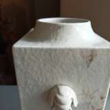 Seltene 'cong'-förmige Vase mit Landschafts- und Vogeldekor von Cheng Men - photo 14