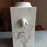 Seltene 'cong'-förmige Vase mit Landschafts- und Vogeldekor von Cheng Men - photo 15