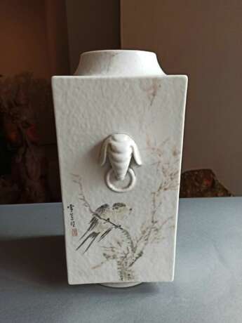 Seltene 'cong'-förmige Vase mit Landschafts- und Vogeldekor von Cheng Men - Foto 15