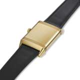 Jaeger-LeCoultre. JAEGER LECOULTRE, REVERSO, GRAND TAILLE, 18K YELLOW GOLD, LIMITED EDITION OF 10, REF. 270.1.62 - Foto 4