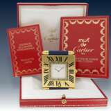Reiseuhr: elegante Cartier Reiseuhr mit Wecker, "Pendulette de Voyage Cartier No. 90901021", Originalbox, Papiere, 1990 - photo 1