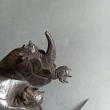 Feine Bronzegruppe mit zwei Schildkröten - фото 5