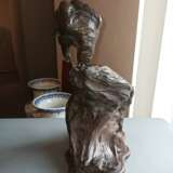 Feine Bronze eines Adlers auf einem Wurzelholzstand - Foto 3