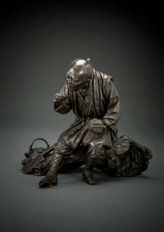 Feine Bronze eines sitzenden Bauern von Udagawa Kazuo - Foto 1