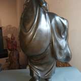 Sehr große Bronze des Hotei mit einem Stab - photo 8