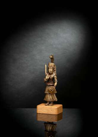 Bronze der Parvati auf einem Sockel stehend - photo 1