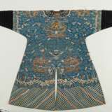 Blaugrundige Drachenrobe (jifu) in kesi für einen Herrn - фото 14