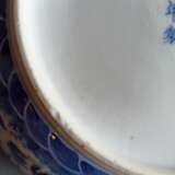 Unterglasurblaue Deckelterrine aus Porzellan mit feinem Drachendekor - Foto 8