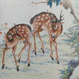 Porzellantafel mit Darstellung von Kranich und Hirsch im Stil von Xu Dasheng - фото 4