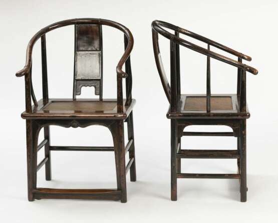 Paar Hufeisen-Stühle aus Holz - photo 2
