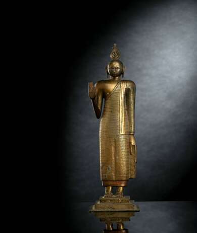 Stehender Bronze-Buddha Shakyamuni - photo 1