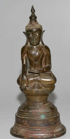 Sitzender Buddha - photo 2