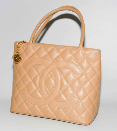 Chanel, Handtasche "Medaillon" - Foto 2
