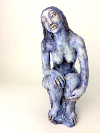 Anni Jung: Weiblicher Akt in Blau. Skulptur. 2010. - Foto 1