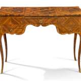 A LOUIS XV TULIPWOOD, BOIS SATINE AND FRUITWOOD MARQUETRY WRITING-TABLE - фото 1