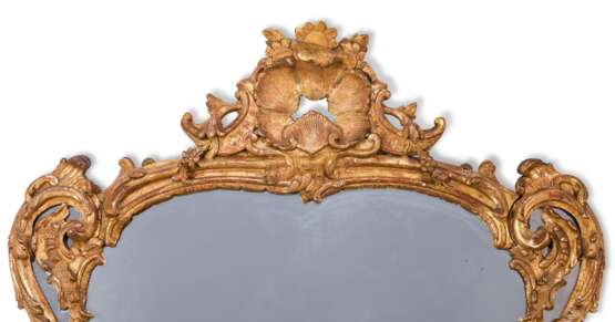 A LOUIS XV GILTWOOD PIER GLASS - фото 2