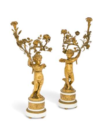 A PAIR OF LOUIS XVI-STYLE ORMOLU AND WHITE MARBLE TWIN-LIGHT CANDELABRA - фото 1