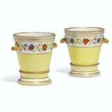 Coalport Porcelain Factory. A PAIR OF ENGLISH PORCELAIN YELLOW-GROUND FLOWERPOTS AND STANDS - photo 1