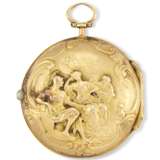 ANTIQUE GOLD REPOUSSE PAIR CASED VERGE WATCH, ESQUIVILLION ET DE CHOUDENS, CIRCA 1760 - Foto 2