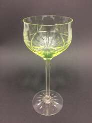 Uran-Glas / Vaseline-Glas: Römer, Grün / Eleonore-Grün, frühes 20. Jahrhundert, sehr gut.