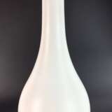 Designer-Vase / Flaschenvase: Bauchige hohe Form, runder Stand, 20. Jahrhundert, sehr gut. - photo 1