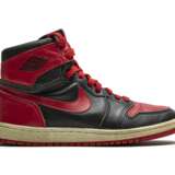 Nike AirJordan. Air Jordan 1 High “Black/Red,” Original Salesman Sample - Foto 7