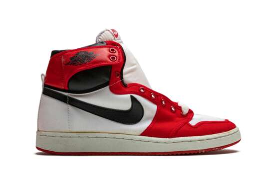 Nike AirJordan. Air Jordan 1 AJKO “Chicago" - фото 5