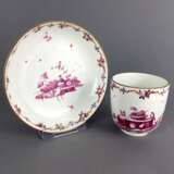 Seltene Tasse: Höchst Porzellan, 1763 - 1796. Dekor Obst-Stilleben und Blumen-Ranken. Brauner Rrand. Selten und sehr gut - photo 1
