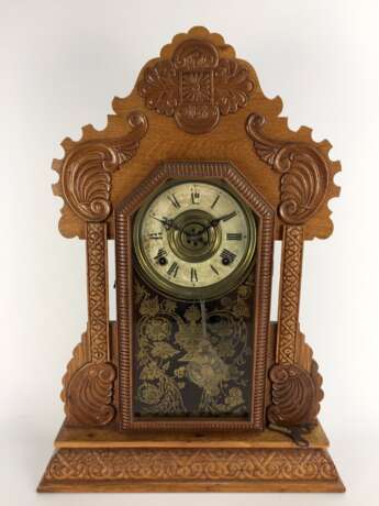 Portal-Uhr / Aufsatzuhr: Holzgehäuse, Boston manufactured by The E. Ingraham Co., um 1900, sehr gut. - photo 1