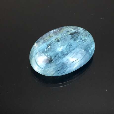 Großer Aquamarin Cabochon, 37 Karat. - photo 1