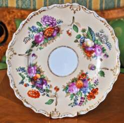 Plate porcelain private factory of A. Popov