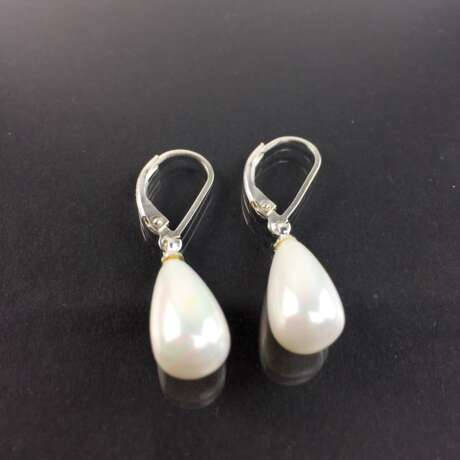 Elegante Ohrhänger: Silber 925, rhodiniert, mit tropfenförmiger Perle, sehr schön. - Foto 1