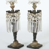 Paar Karyatiden-Kerzenleuchter mit Glasbehang 19. Jahrhundert - Foto 4