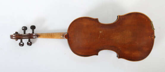 Geige auf innenliegendem Zettel bezeichnet: ''Jacobus Stainer in Absam prope Oenipontum 1674'' - undeutlich - photo 2